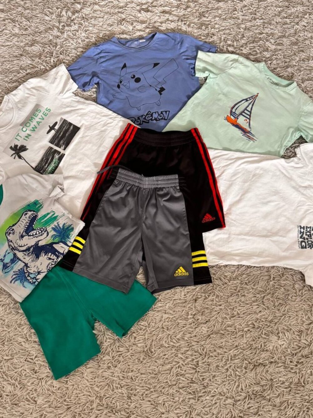 TOP BRANDS 8-PIECE BOYS T-SHIRT SHORTS BUNDLE - Size Medium - 8YO